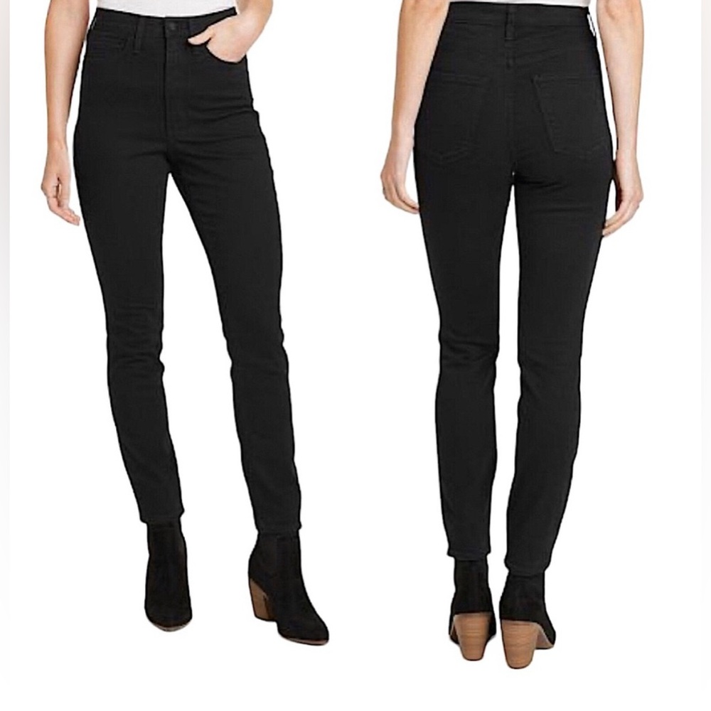 Universal Thread High Rise Skinny No Fade Black Jeans Size 2